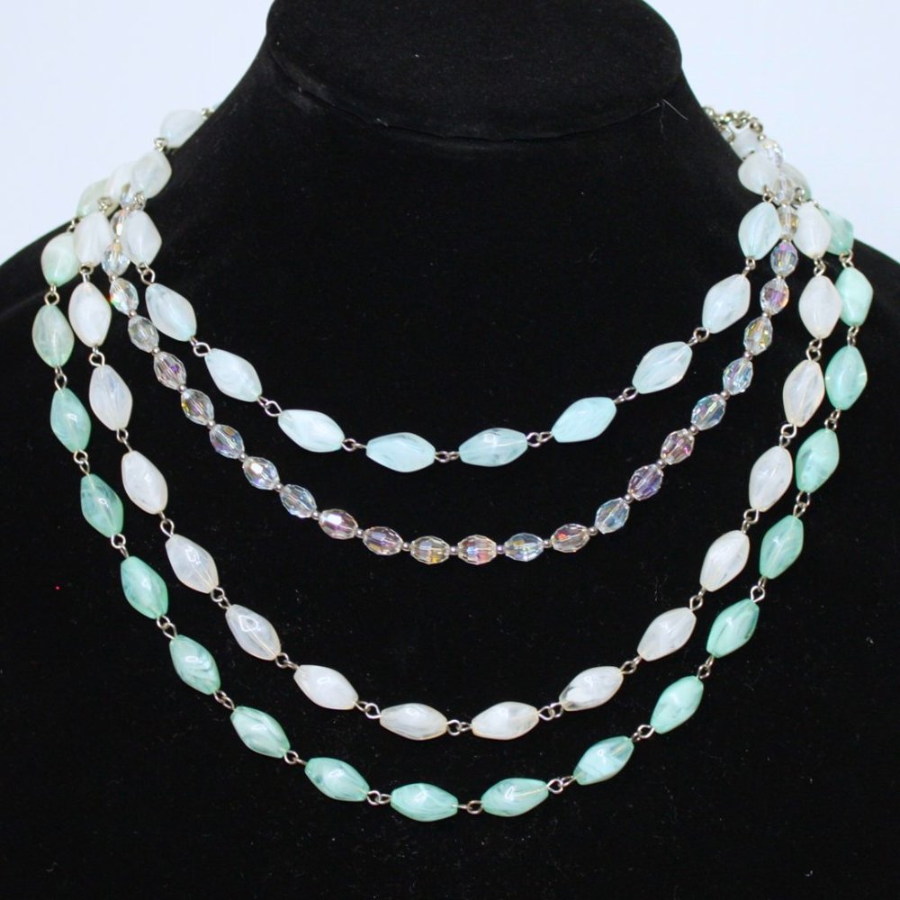 COPY - Forever 21 XXI Layered Blue Swirled Bead Necklace